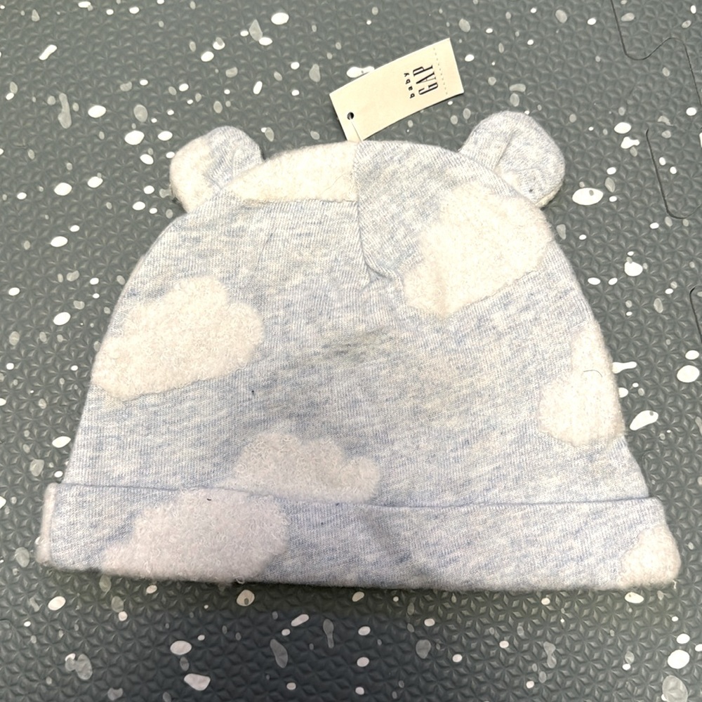 NWT Baby gap hat - ears and clouds